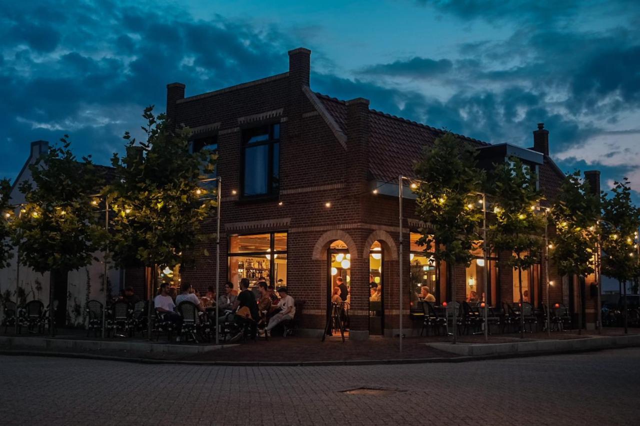 Cafe Koophandel Ouddorp Exterior photo